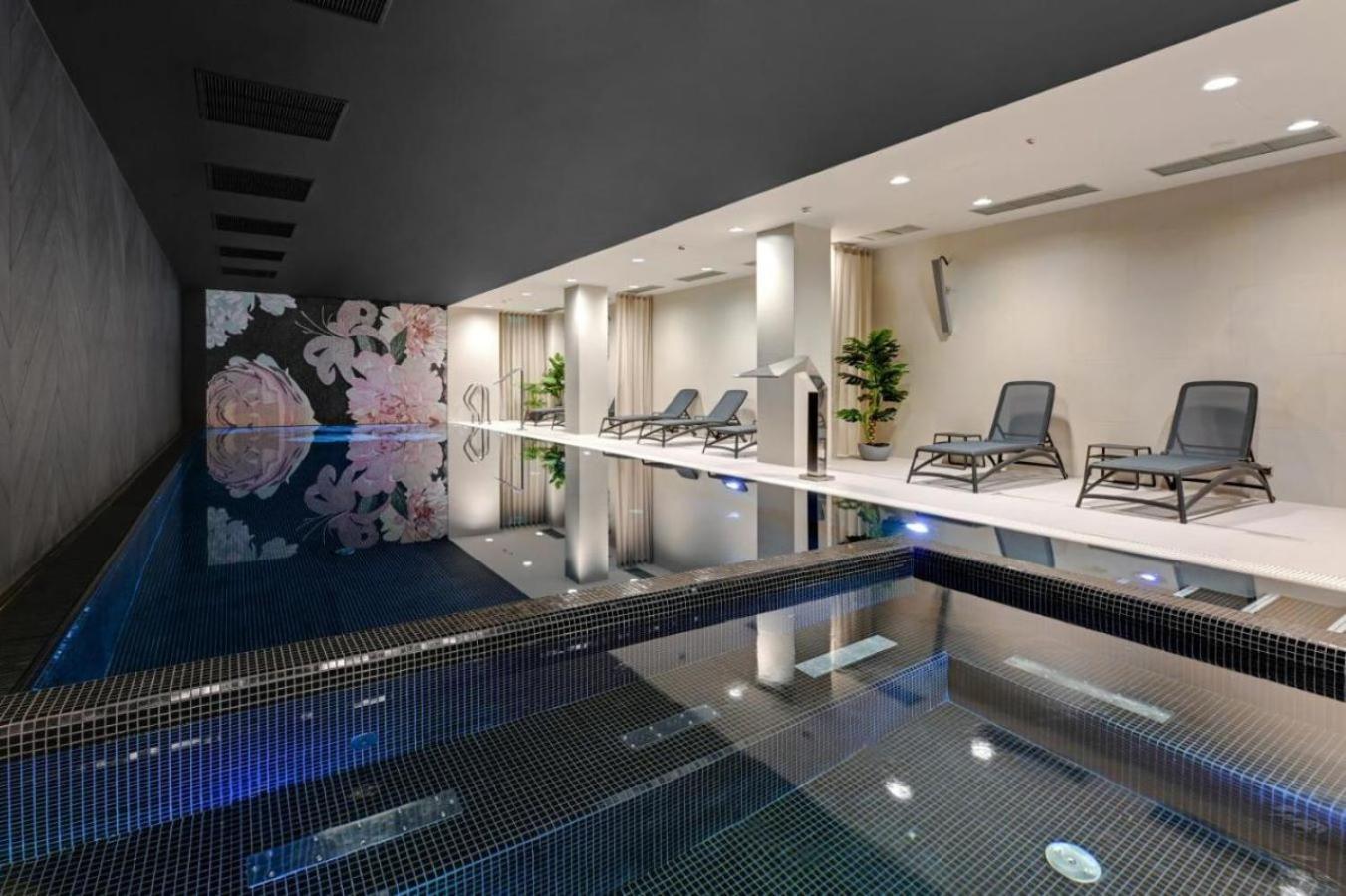 Great Residence กดัญสก์ ภายนอก รูปภาพ